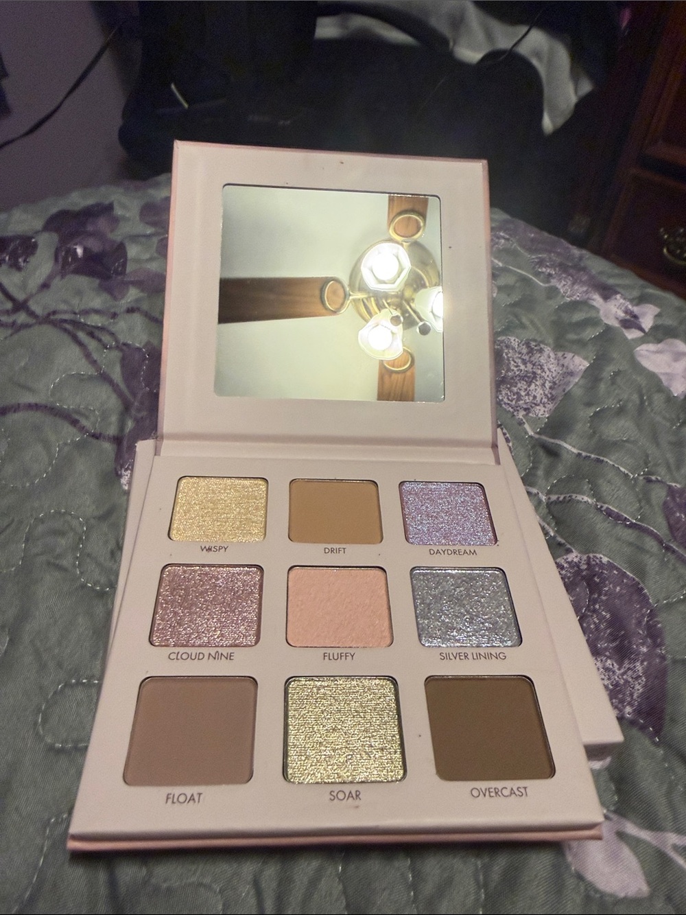 Wander Beauty In The Clouds Eyeshadow Palette NIB Clean Beauty Neutral